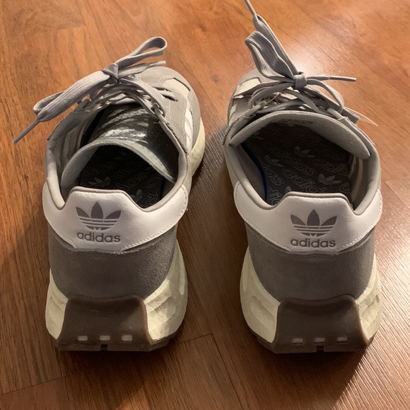 Mens Size 10.5 Grey Adidas Retropy - Picture 5 of 6